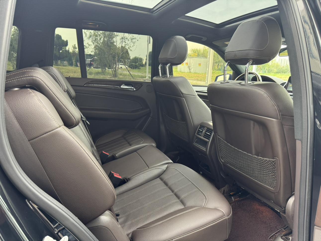Mercedes-Benz GLS 2017 thumb 12