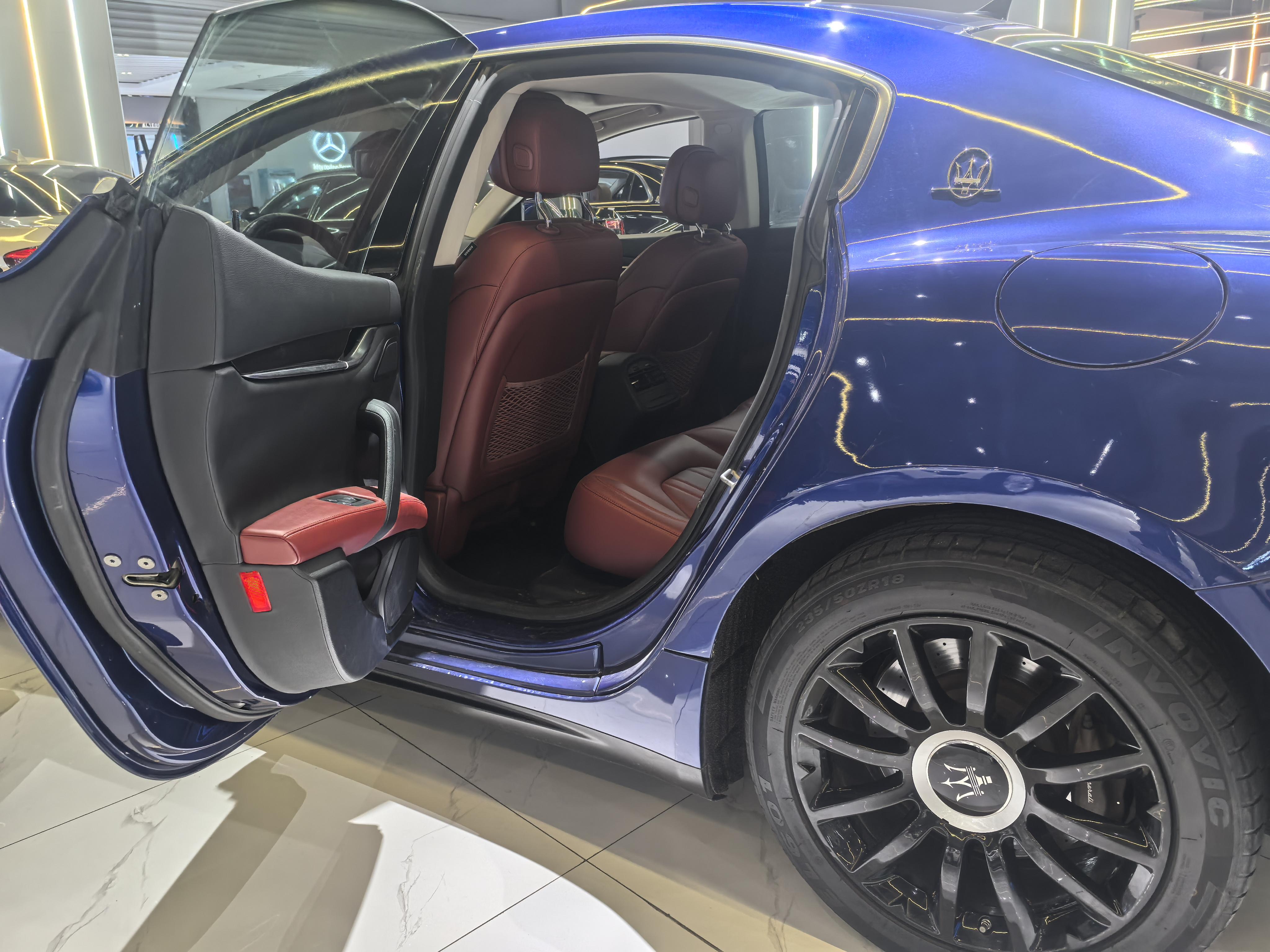 Maserati Ghibli 2015 thumb 7