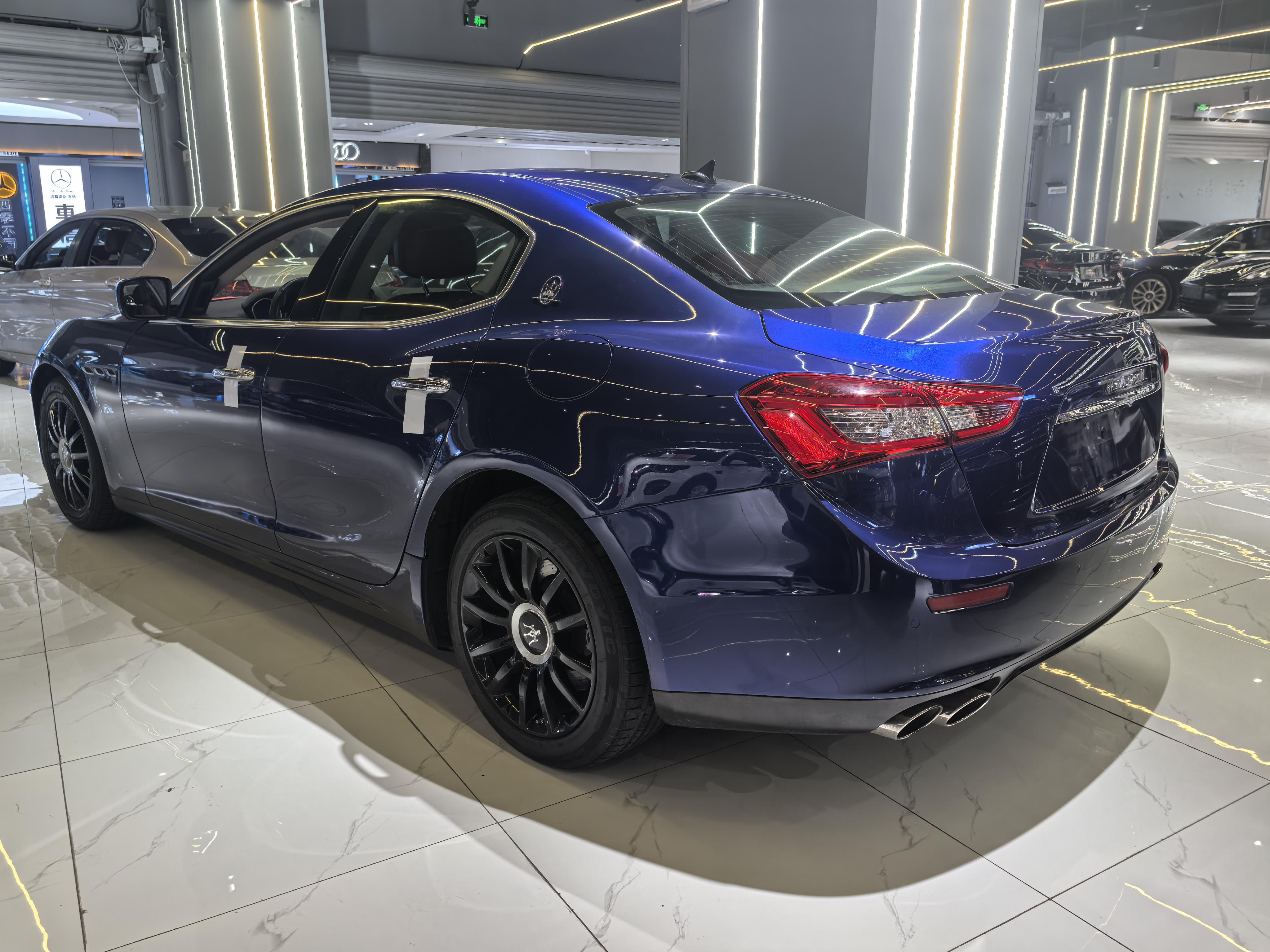 Maserati Ghibli 2015 thumb 11