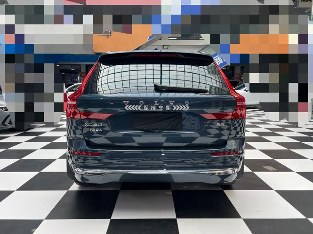 Volvo XC60 2022 thumb 10