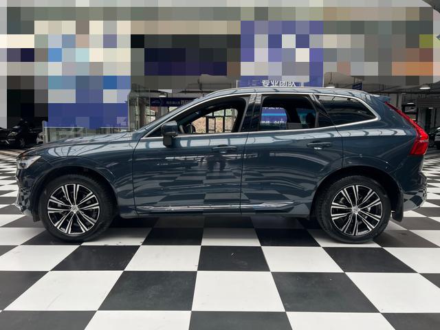Volvo XC60 2022 thumb 12