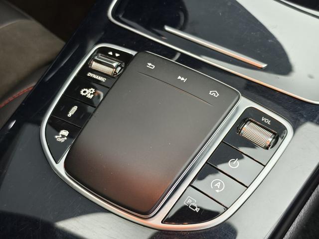Mercedes-Benz C-Class 2019 thumb 8