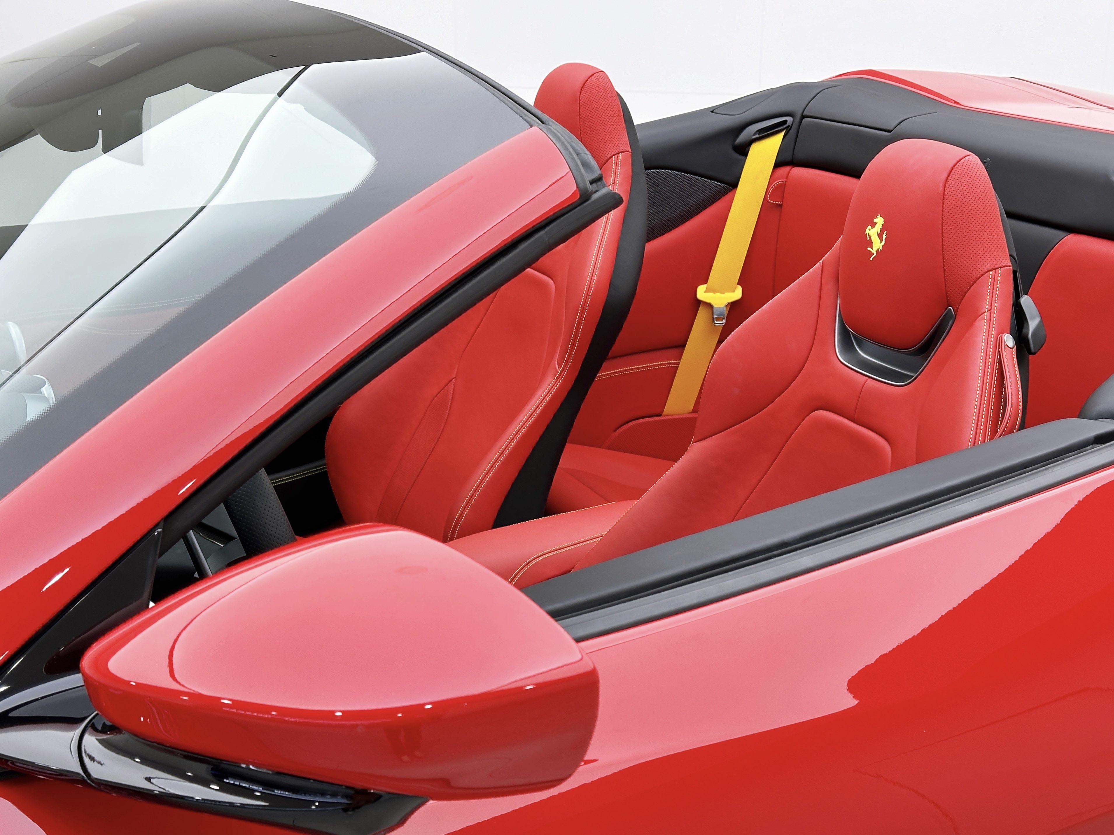 Ferrari Portofino 2023 thumb 9