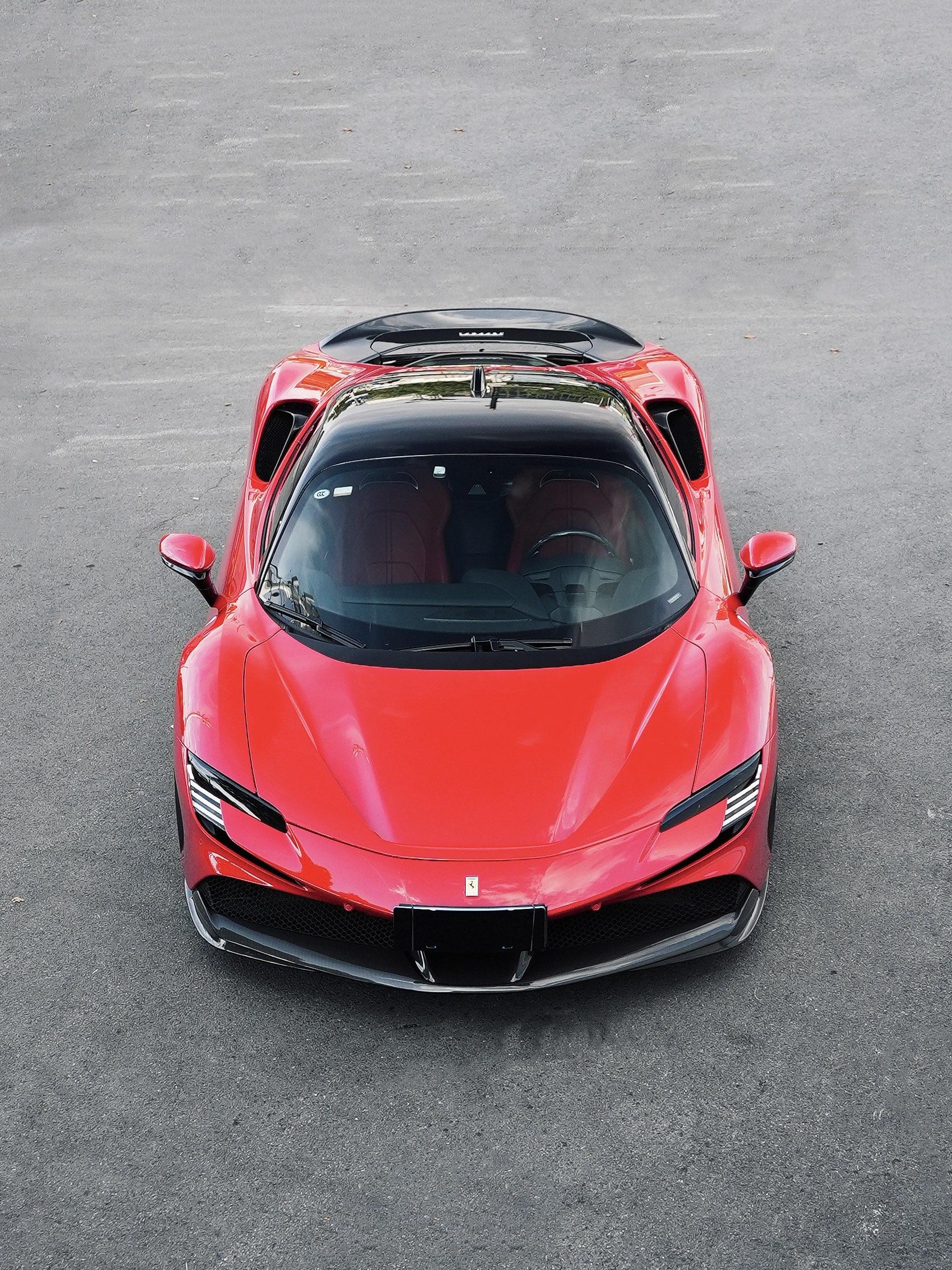 Ferrari SF90 2022 thumb 8