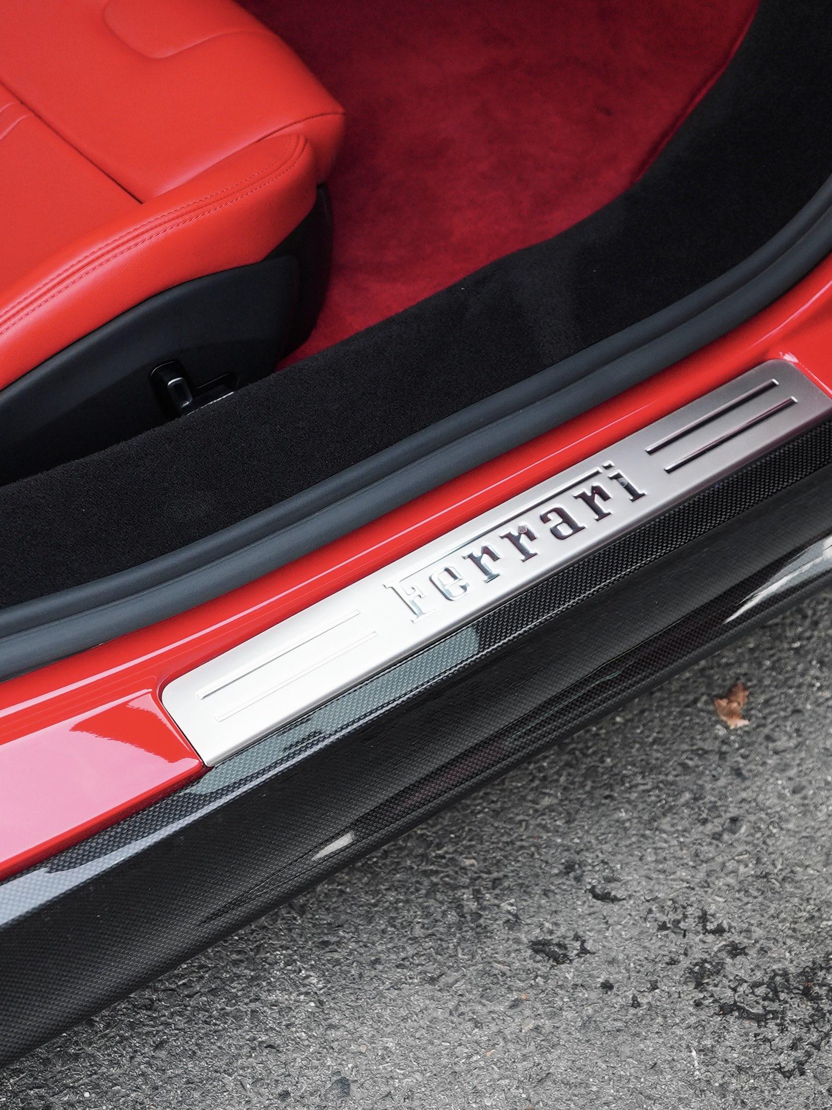 Ferrari SF90 2022 thumb 12