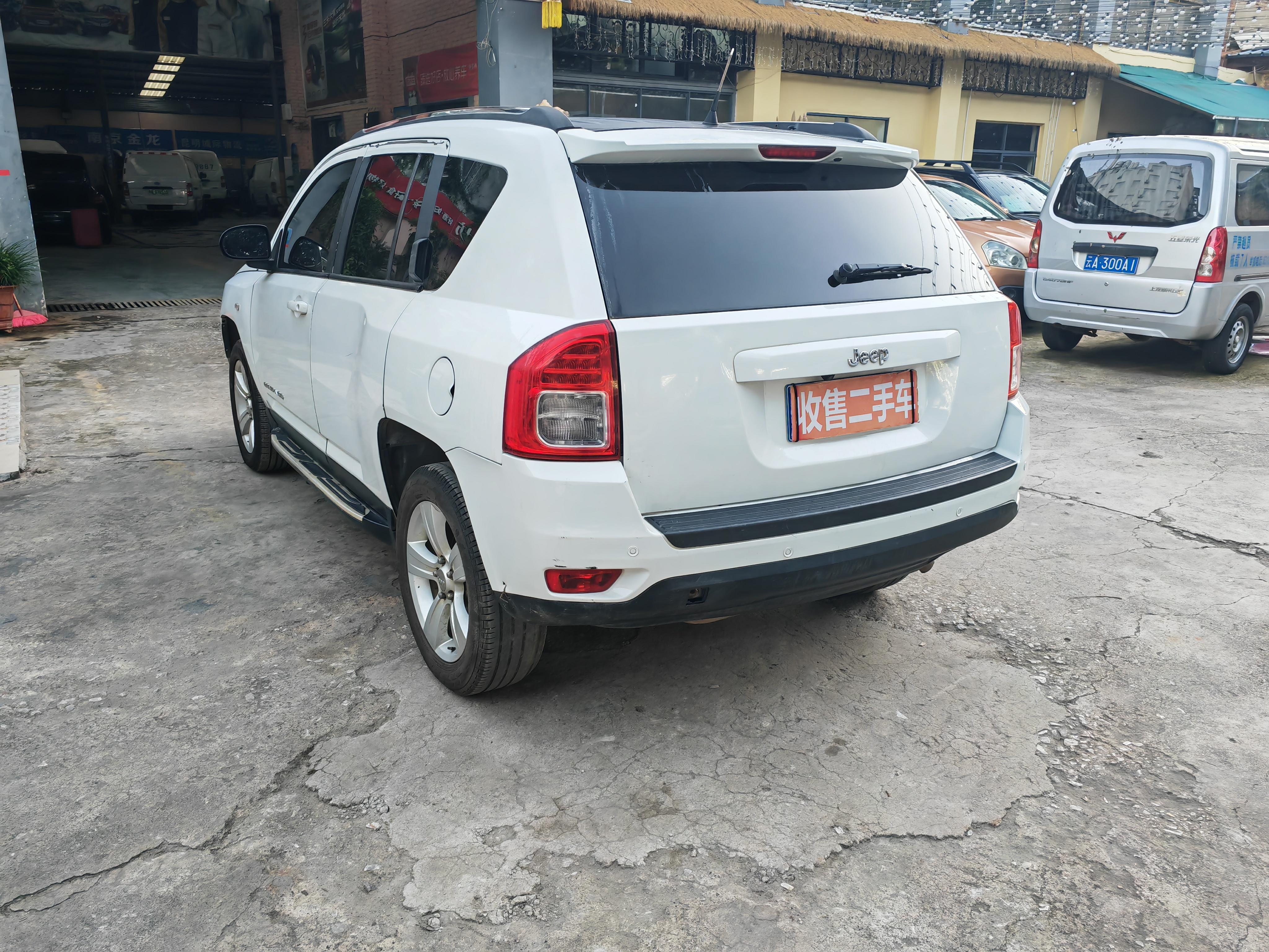 Jeep Compass 2012 thumb 2