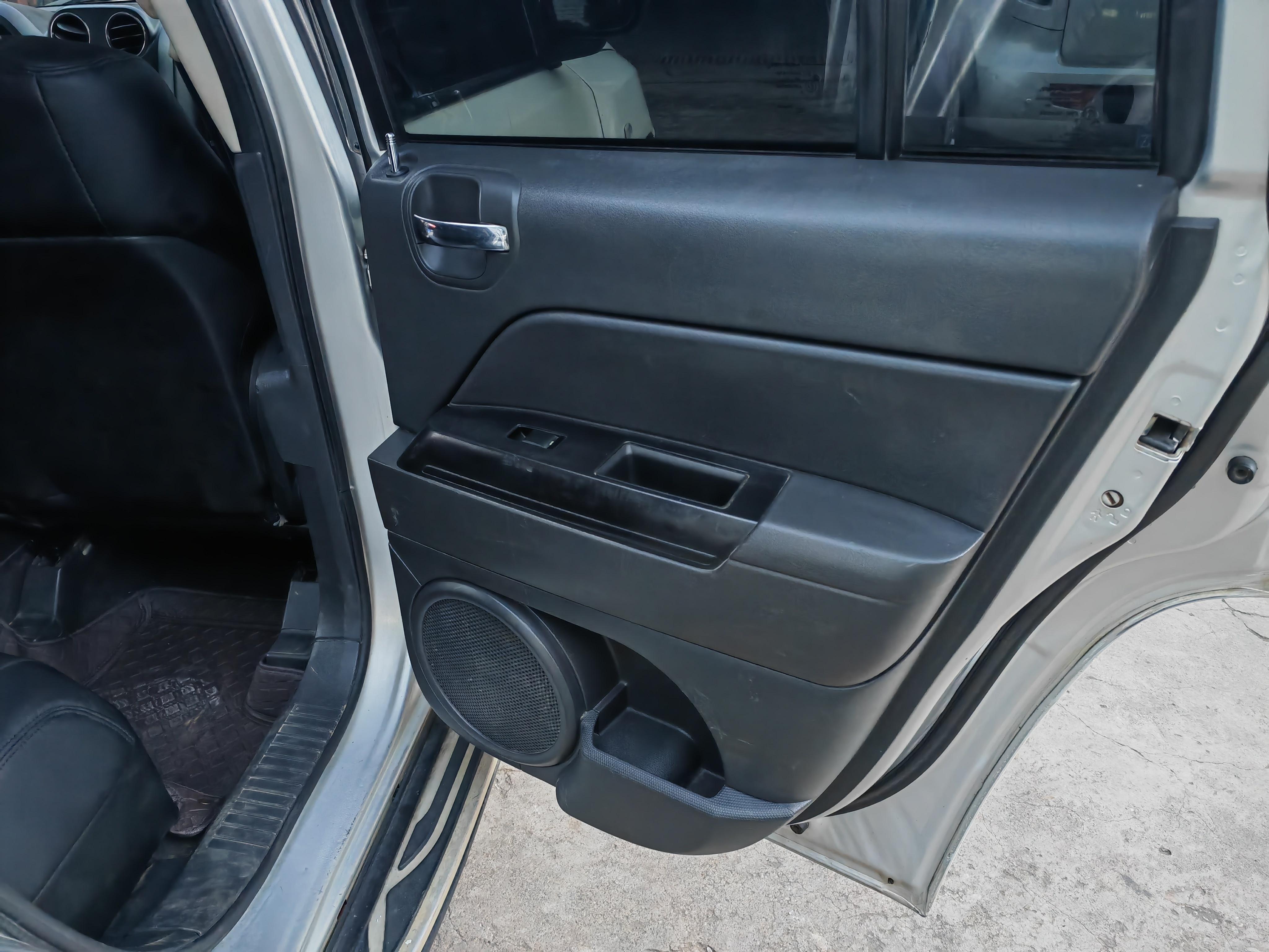 Jeep Compass 2012 thumb 9