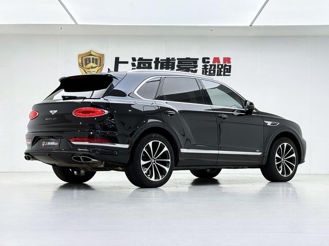 Bentley Bentayga 2022 thumb 4