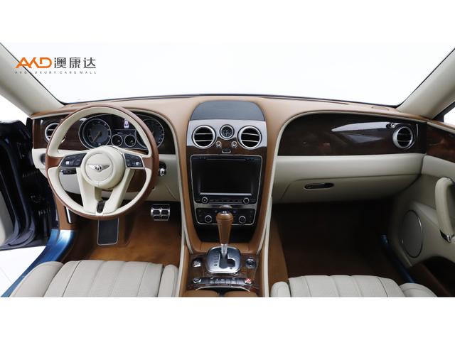 Bentley Flying Spur 2015 thumb 4