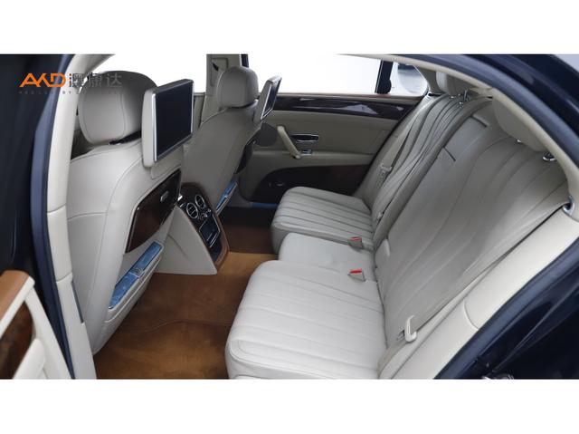 Bentley Flying Spur 2015 thumb 6