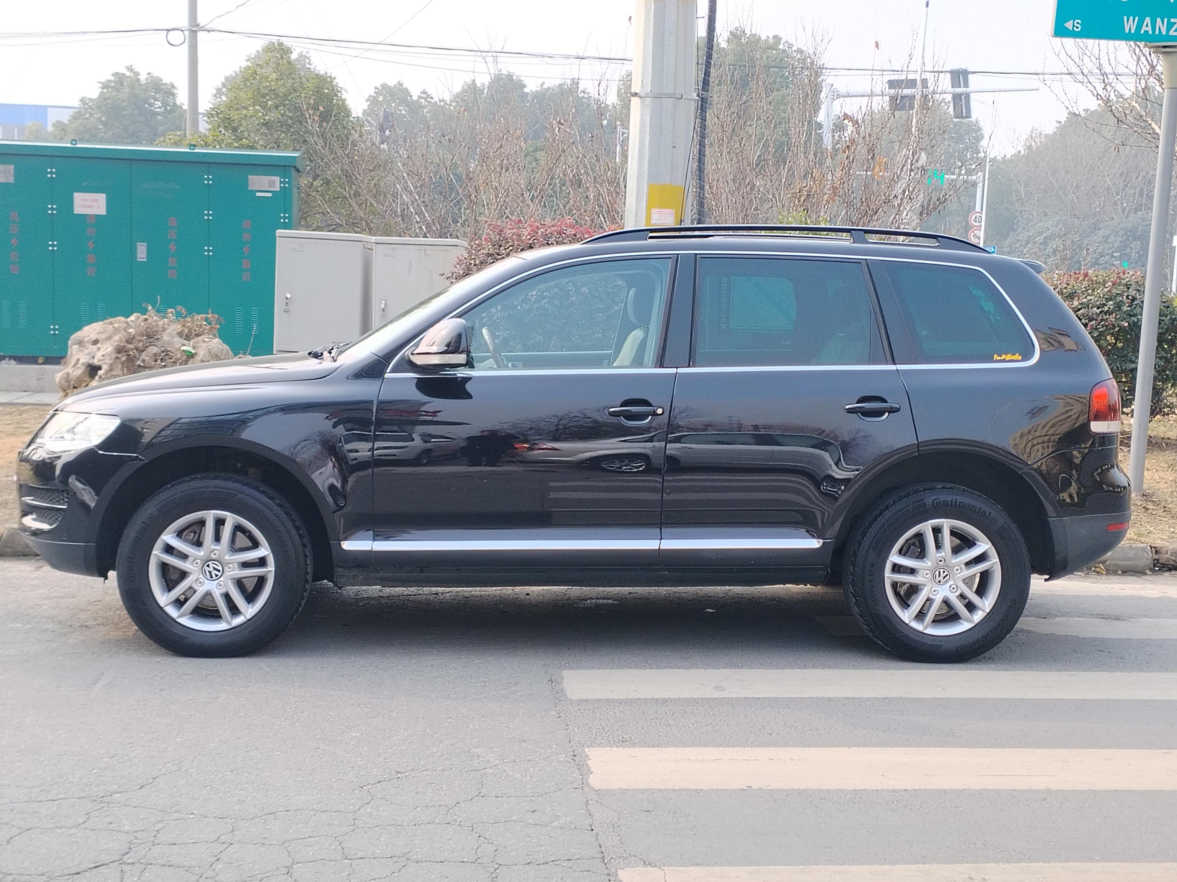 Volkswagen Touareg 2009 thumb 2