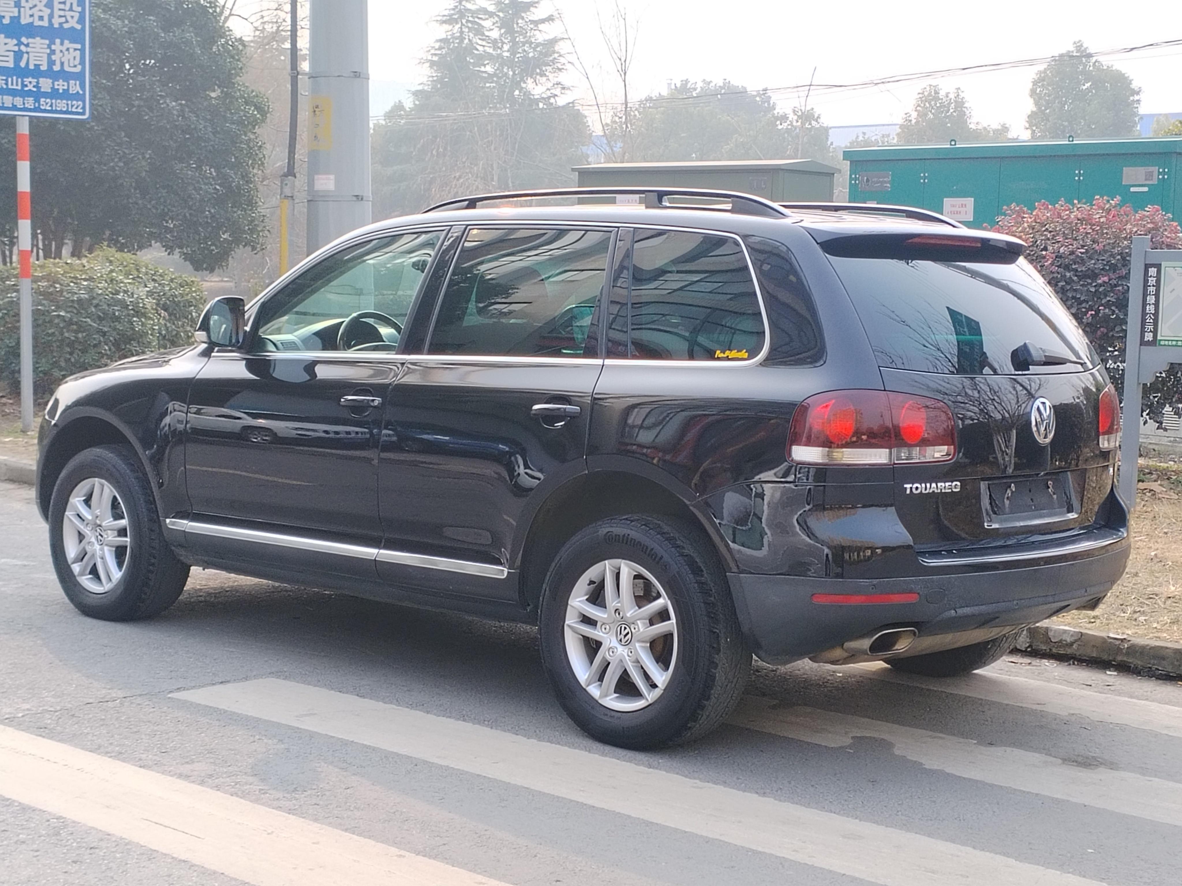 Volkswagen Touareg 2009 thumb 3