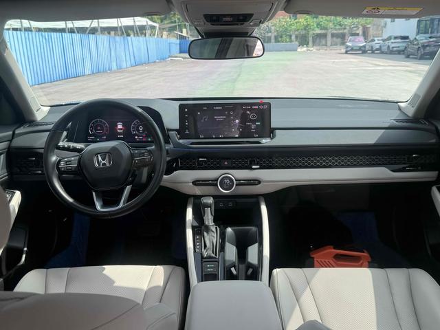 Honda Accord 2023 thumb 7