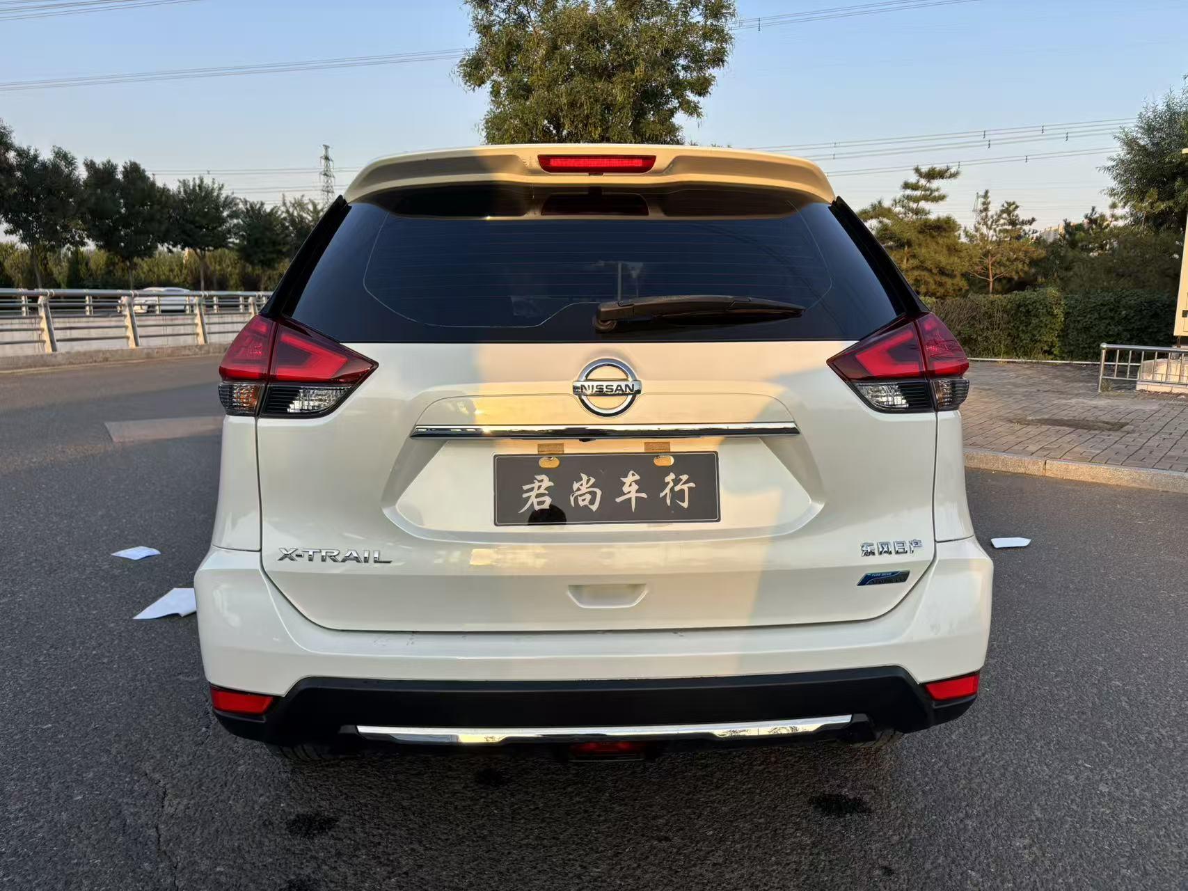 Nissan X-Trail 2018 thumb 3