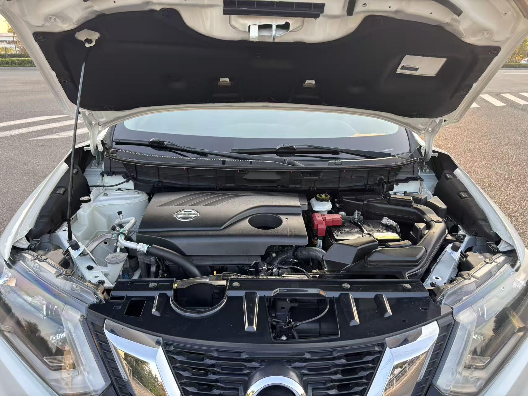 Nissan X-Trail 2018 thumb 5