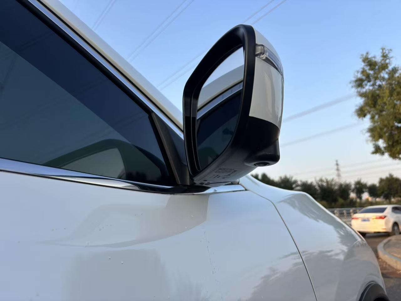 Nissan X-Trail 2018 thumb 8