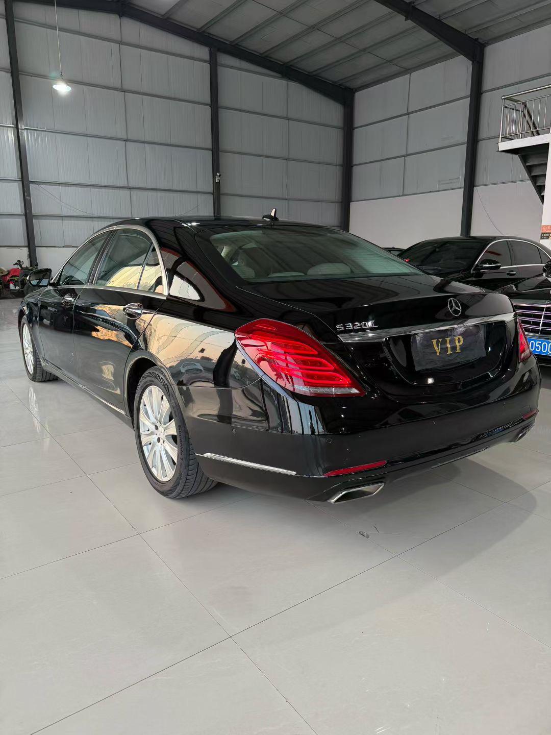Mercedes-Benz S-Class 2015 thumb 2