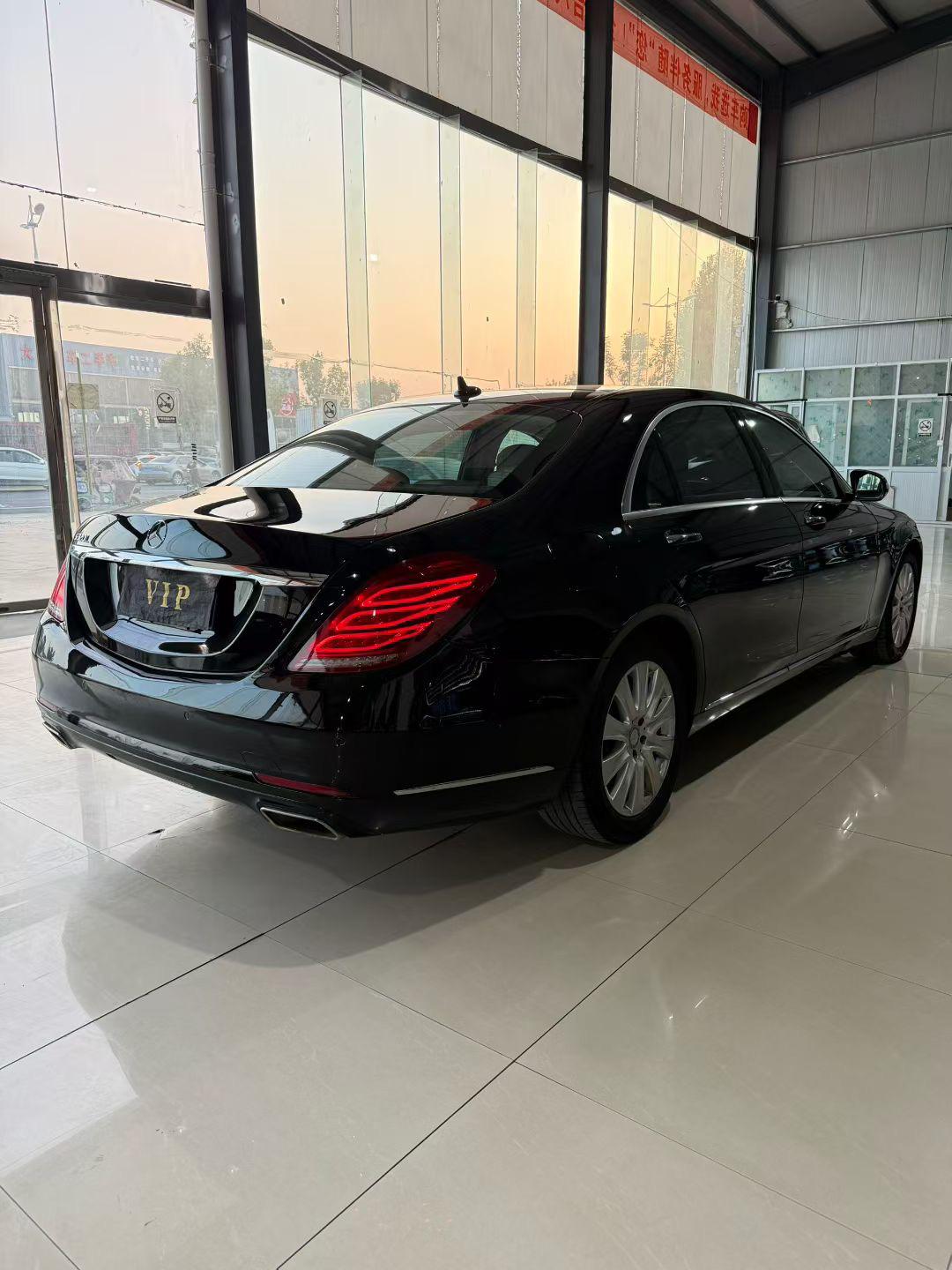 Mercedes-Benz S-Class 2015 thumb 4