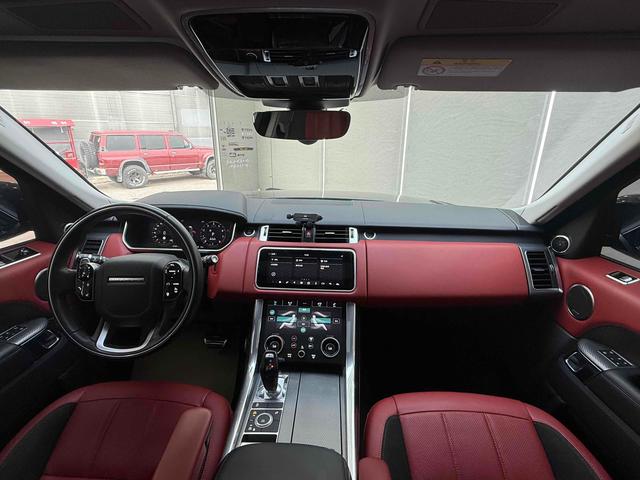 Land Rover Range Rover Sport 2021 thumb 2