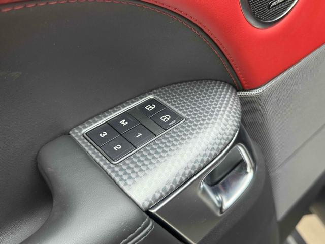 Land Rover Range Rover Sport 2021 thumb 12
