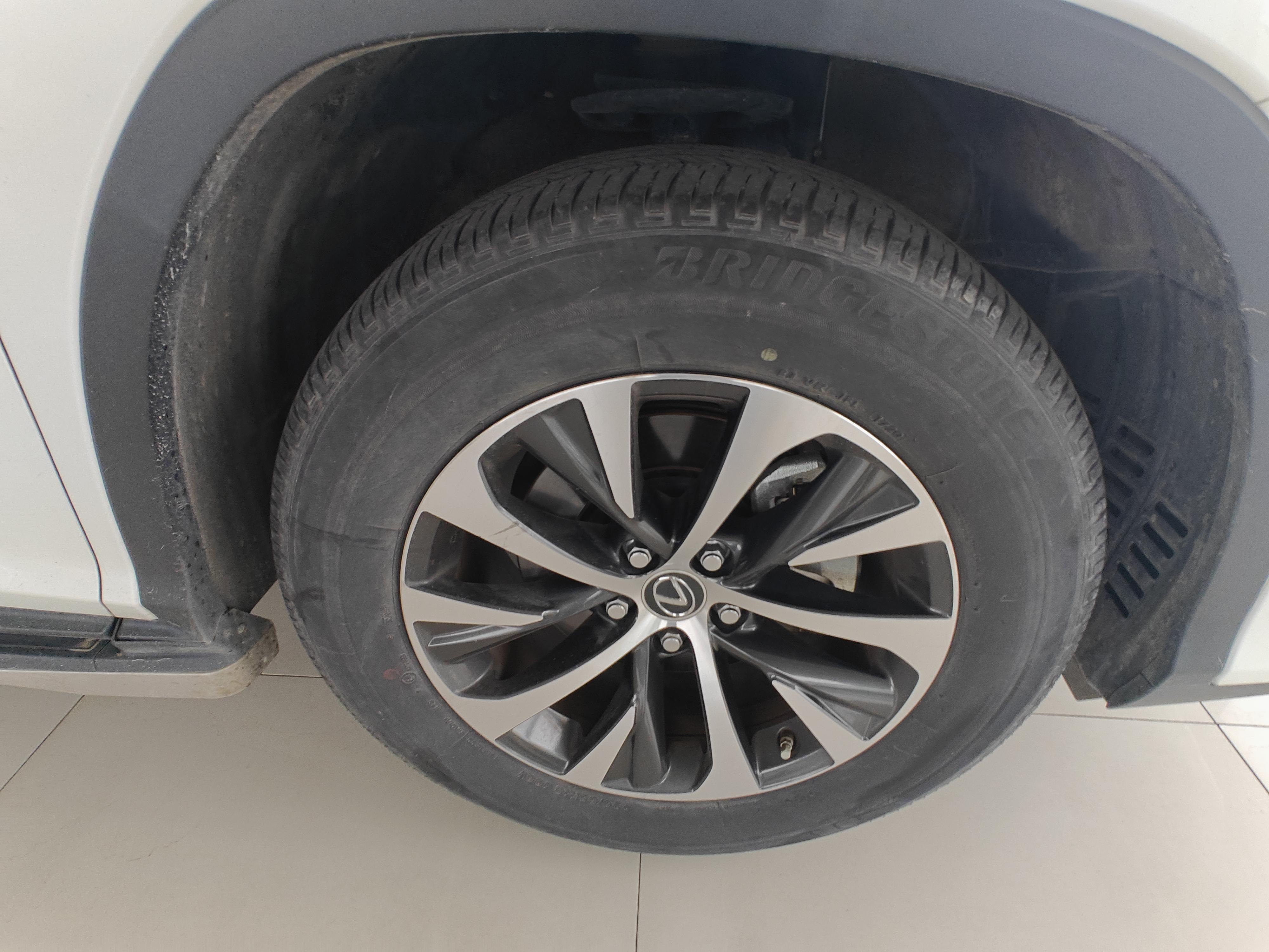 Lexus RX 2020 thumb 7