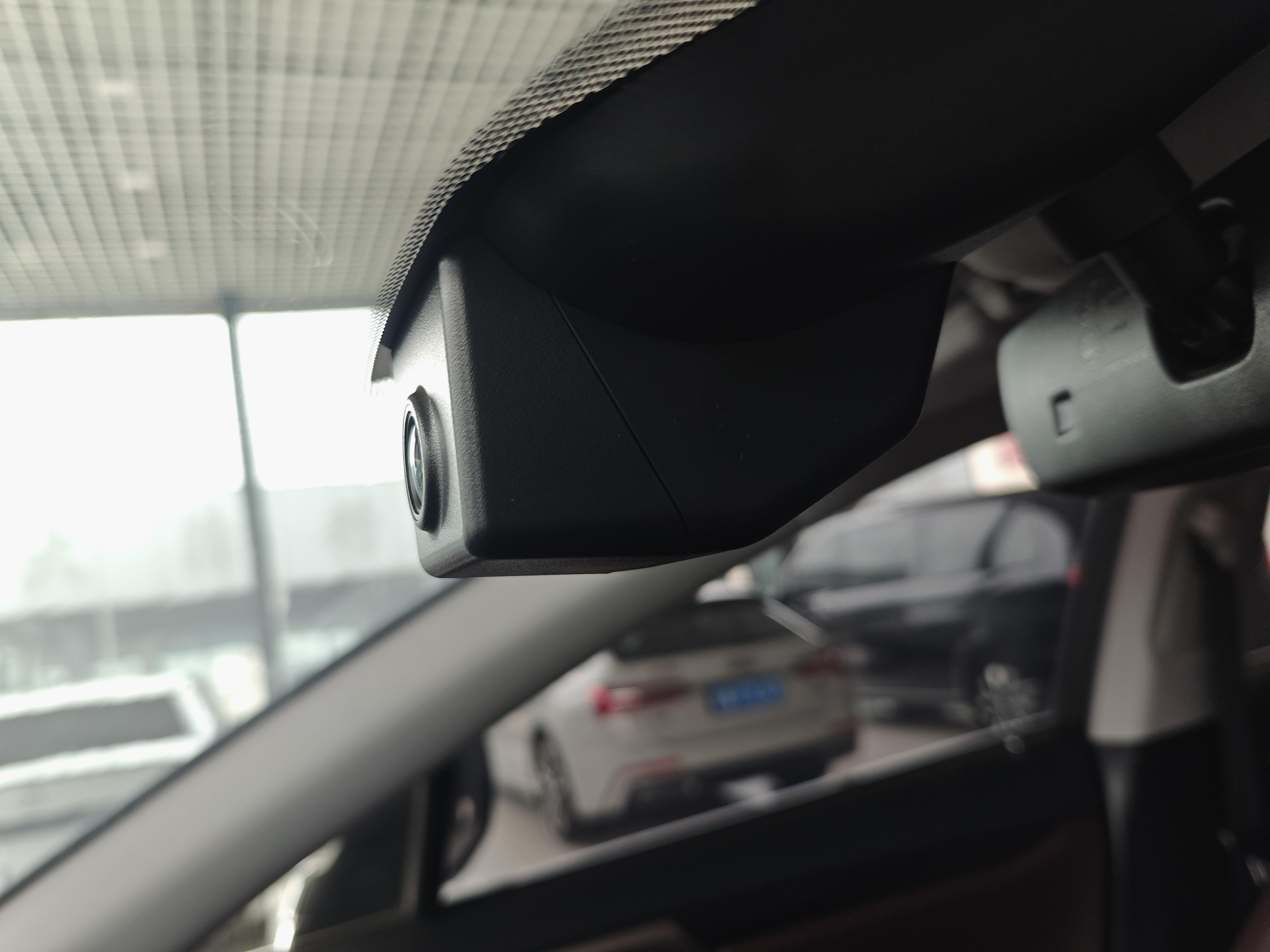 Lexus RX 2020 thumb 11