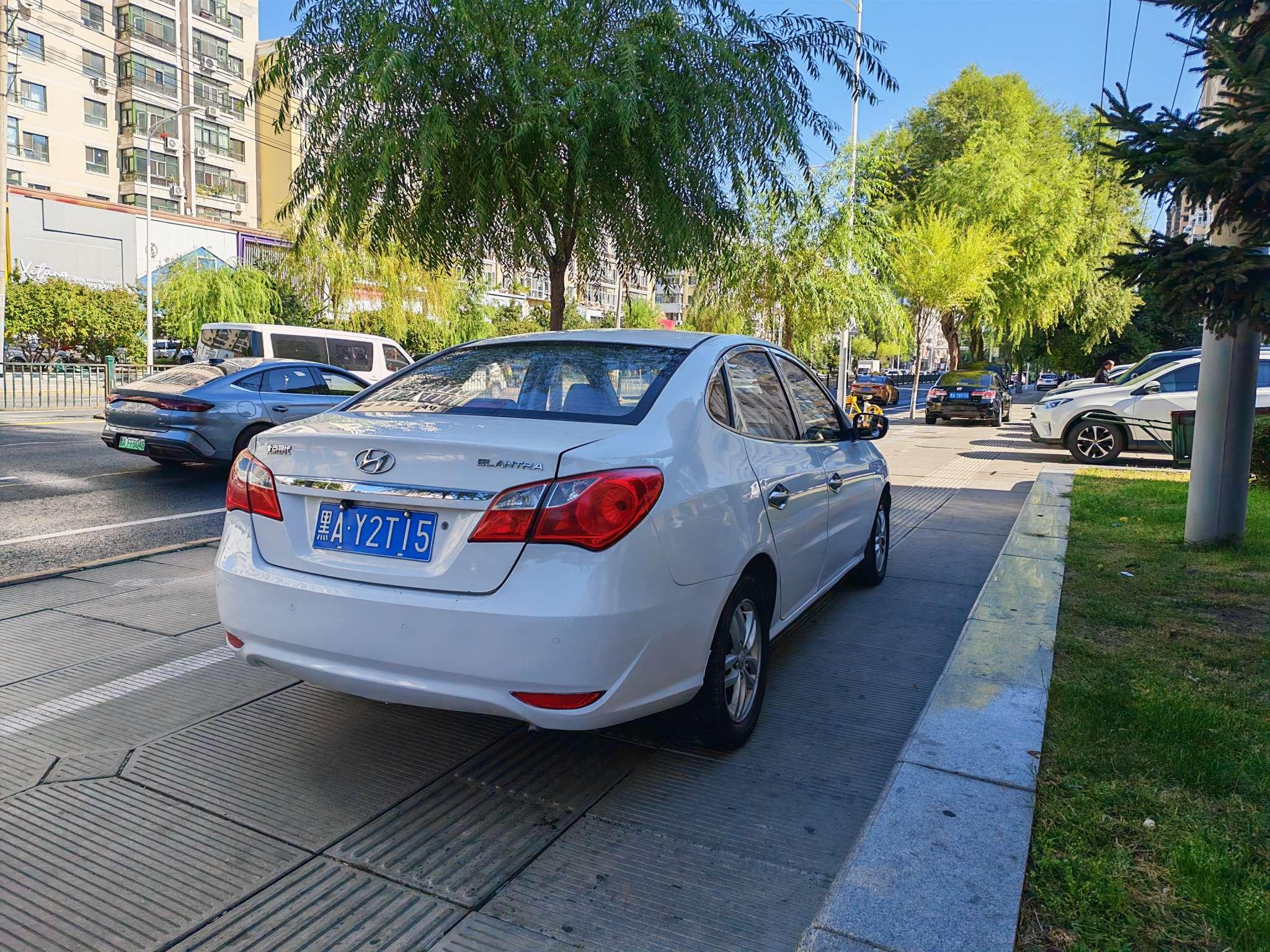 Hyundai Elantra 2012 thumb 4