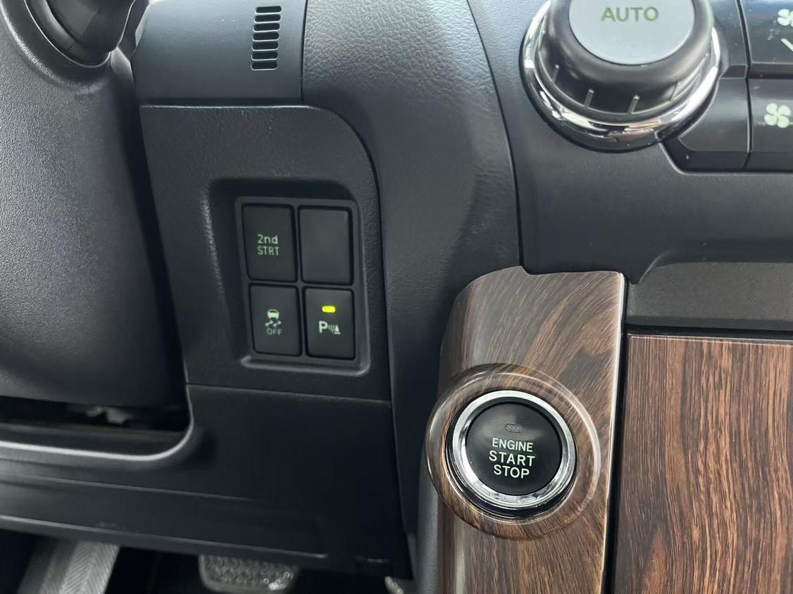 Toyota Land Cruiser Prado 2017 thumb 7
