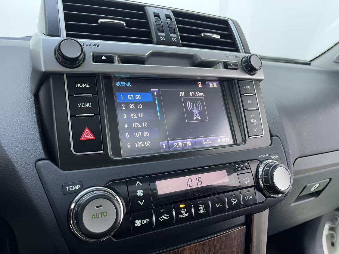 Toyota Land Cruiser Prado 2017 thumb 9