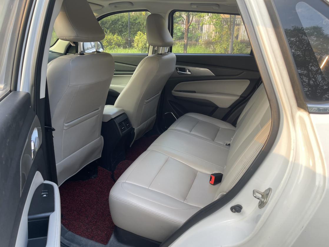 BAIC Huansu S5 2017 thumb 11