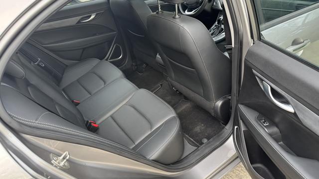 Geely Emgrand 2021 thumb 7