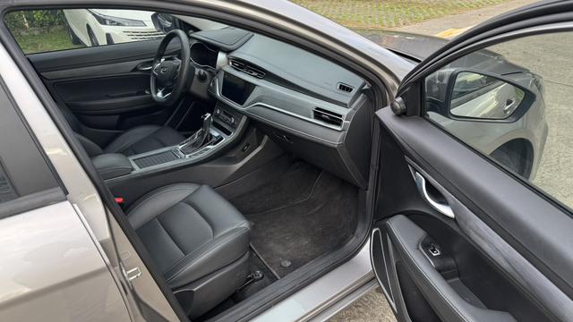 Geely Emgrand 2021 thumb 8