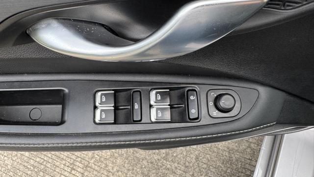 Geely Emgrand 2021 thumb 10