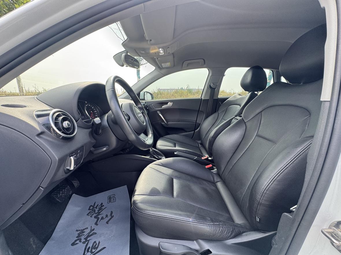 Audi A1 2016 thumb 6