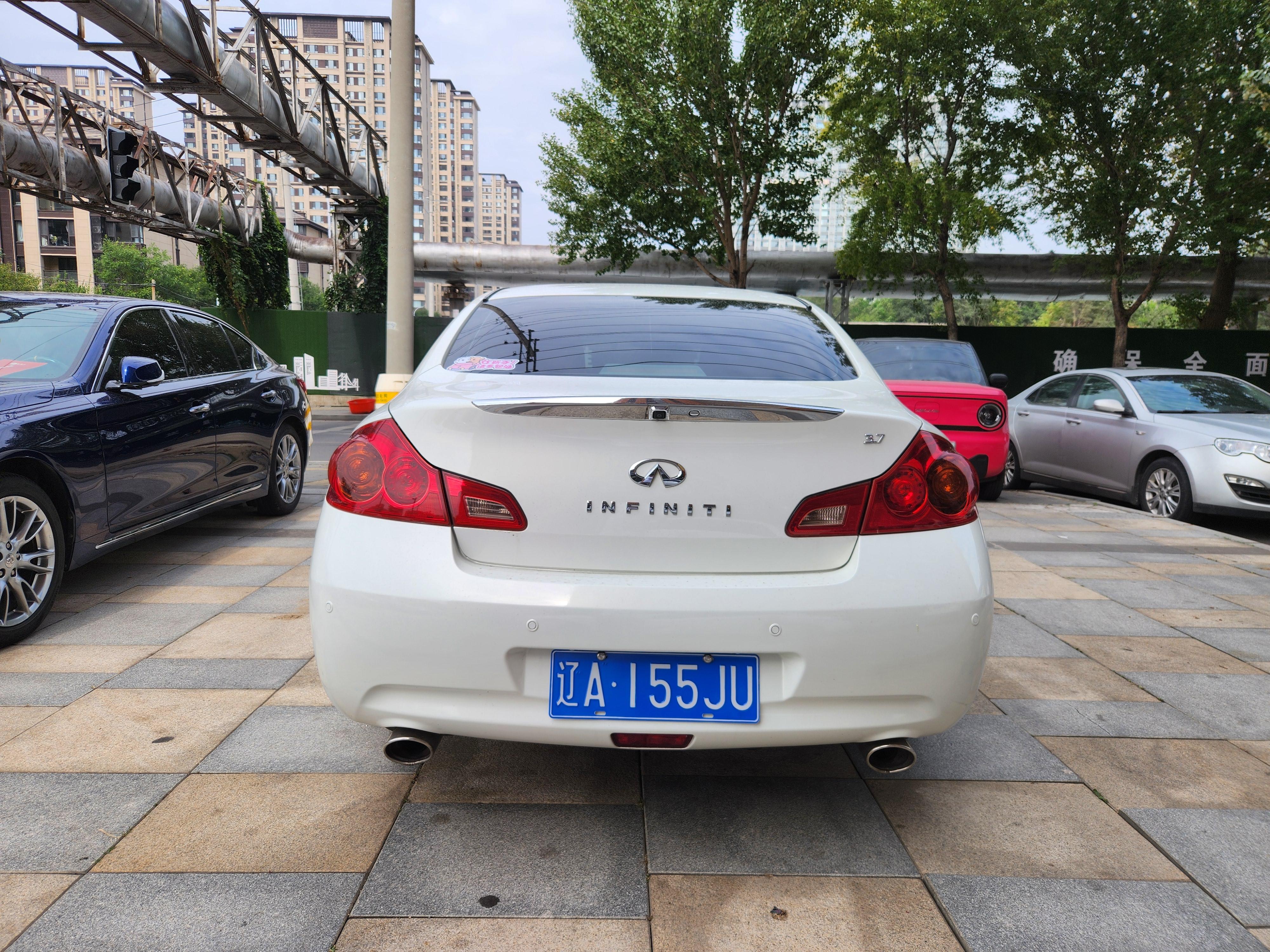 Infiniti G 2010 thumb 2