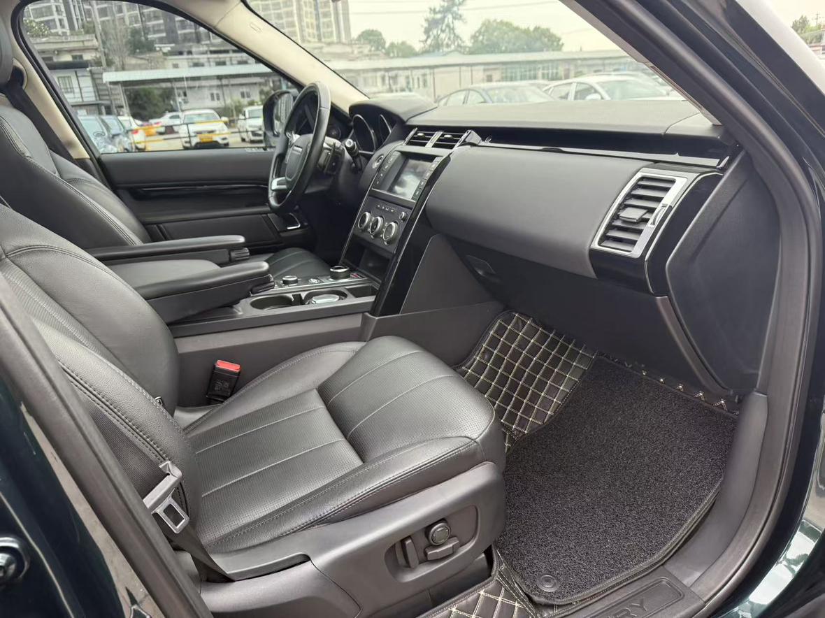 Land Rover Discovery 2017 thumb 7