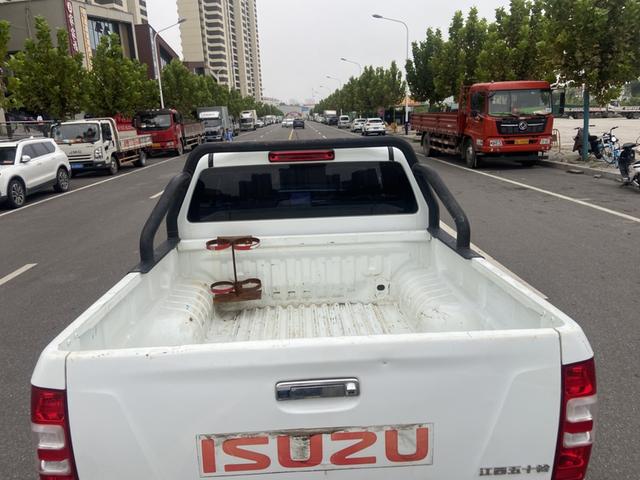 Isuzu RE-MAX 2022 thumb 6