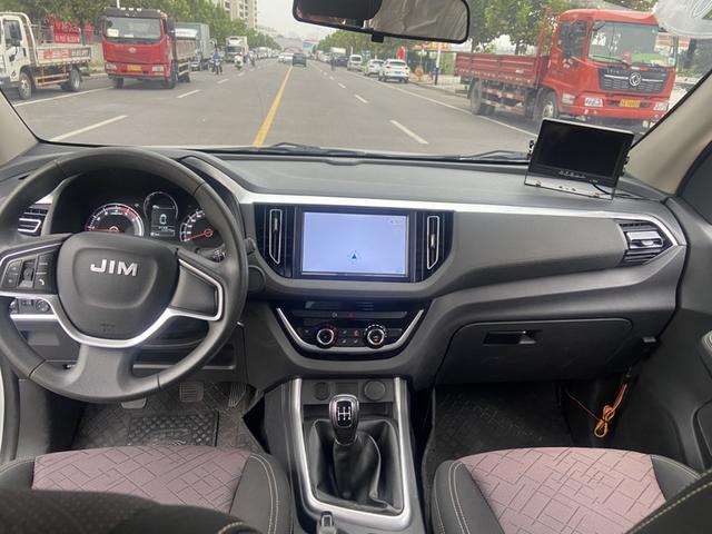 Isuzu RE-MAX 2022 thumb 9