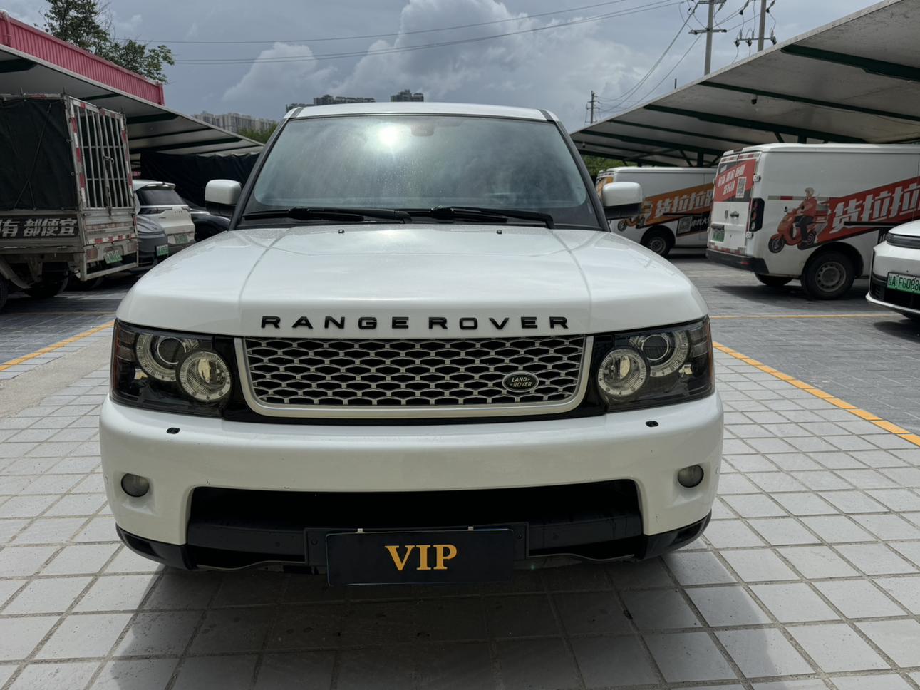 Land Rover Range Rover Sport 2012 thumb 9