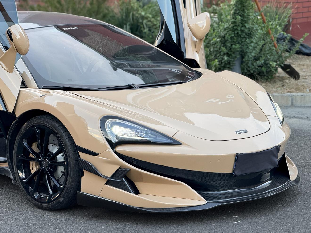 McLaren 540C 2017 thumb 7