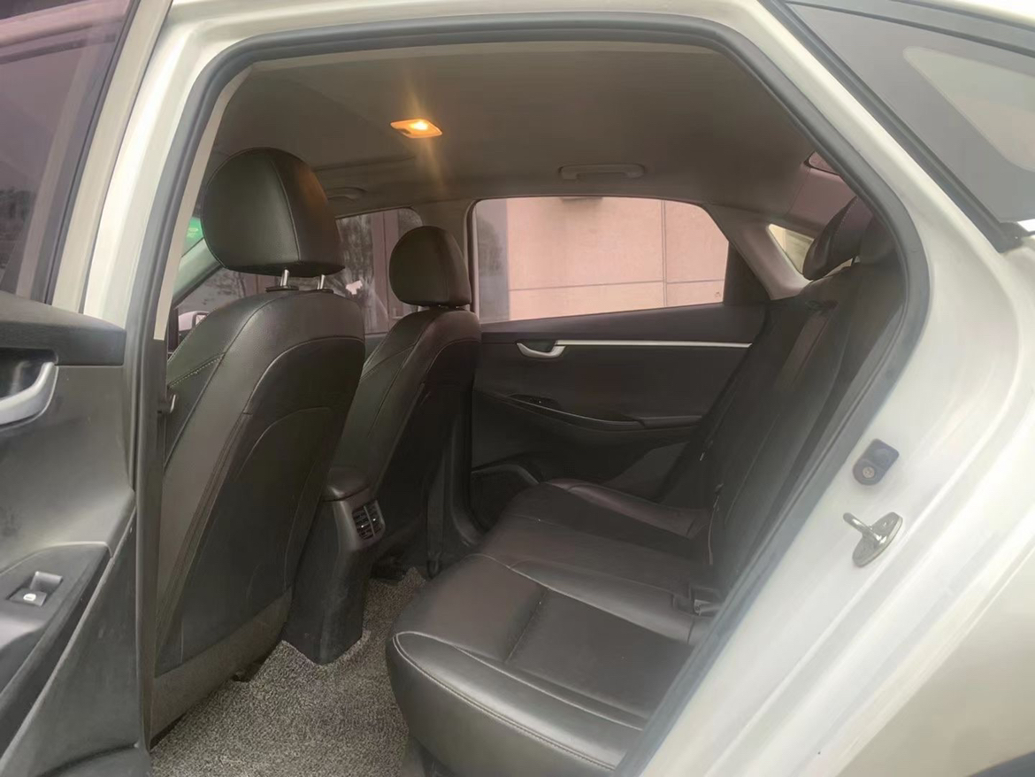 Hyundai Elantra 2017 thumb 7