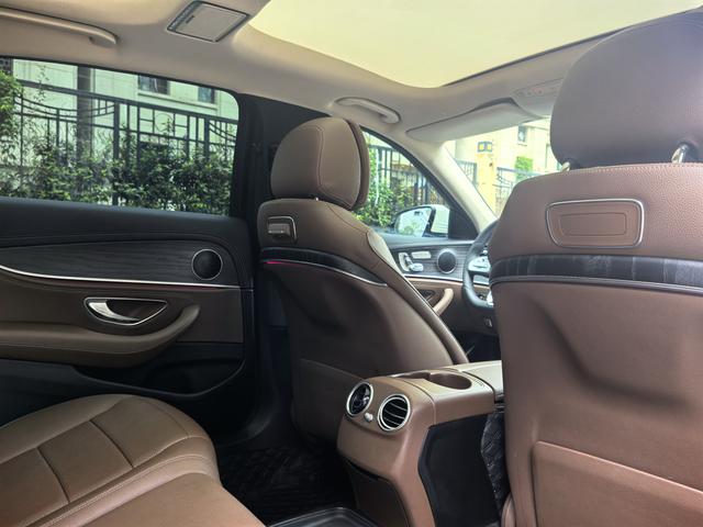 Mercedes-Benz E-Class 2019 thumb 7