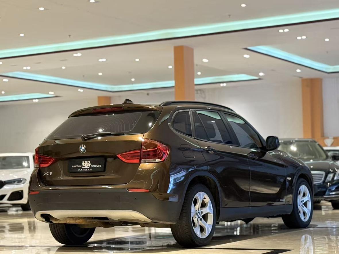 BMW X1 2012 thumb 4