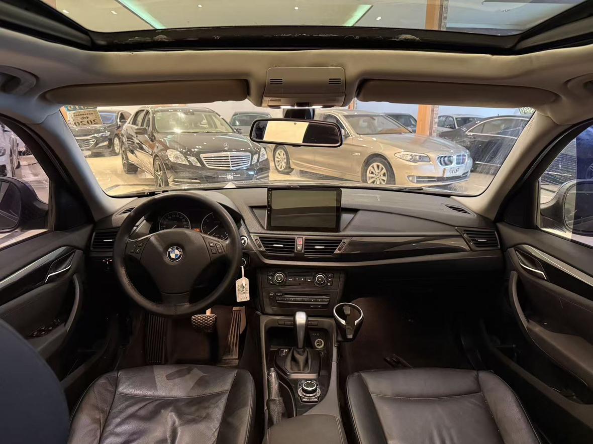 BMW X1 2012 thumb 5