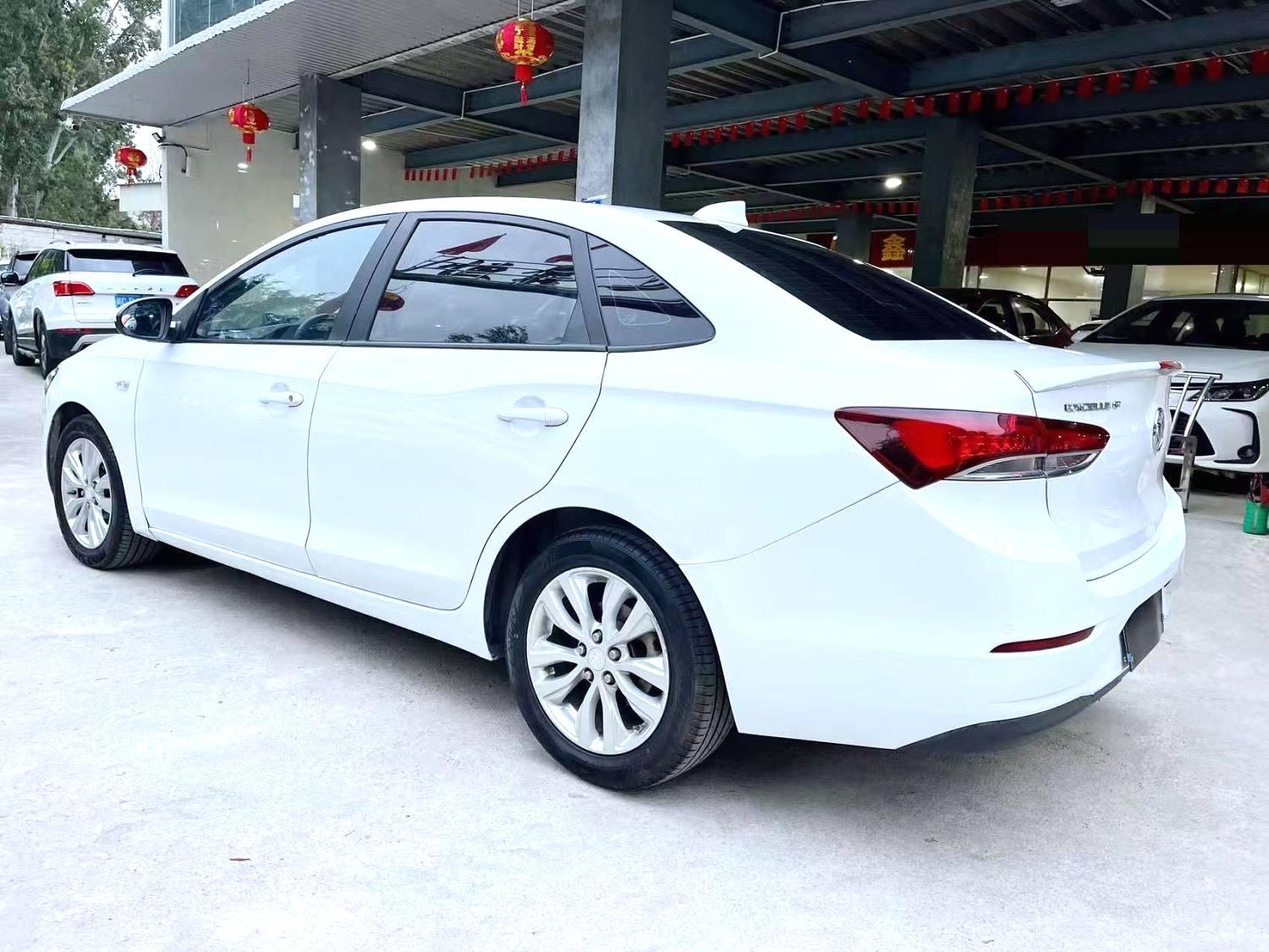 Buick Excelle 2018 thumb 2