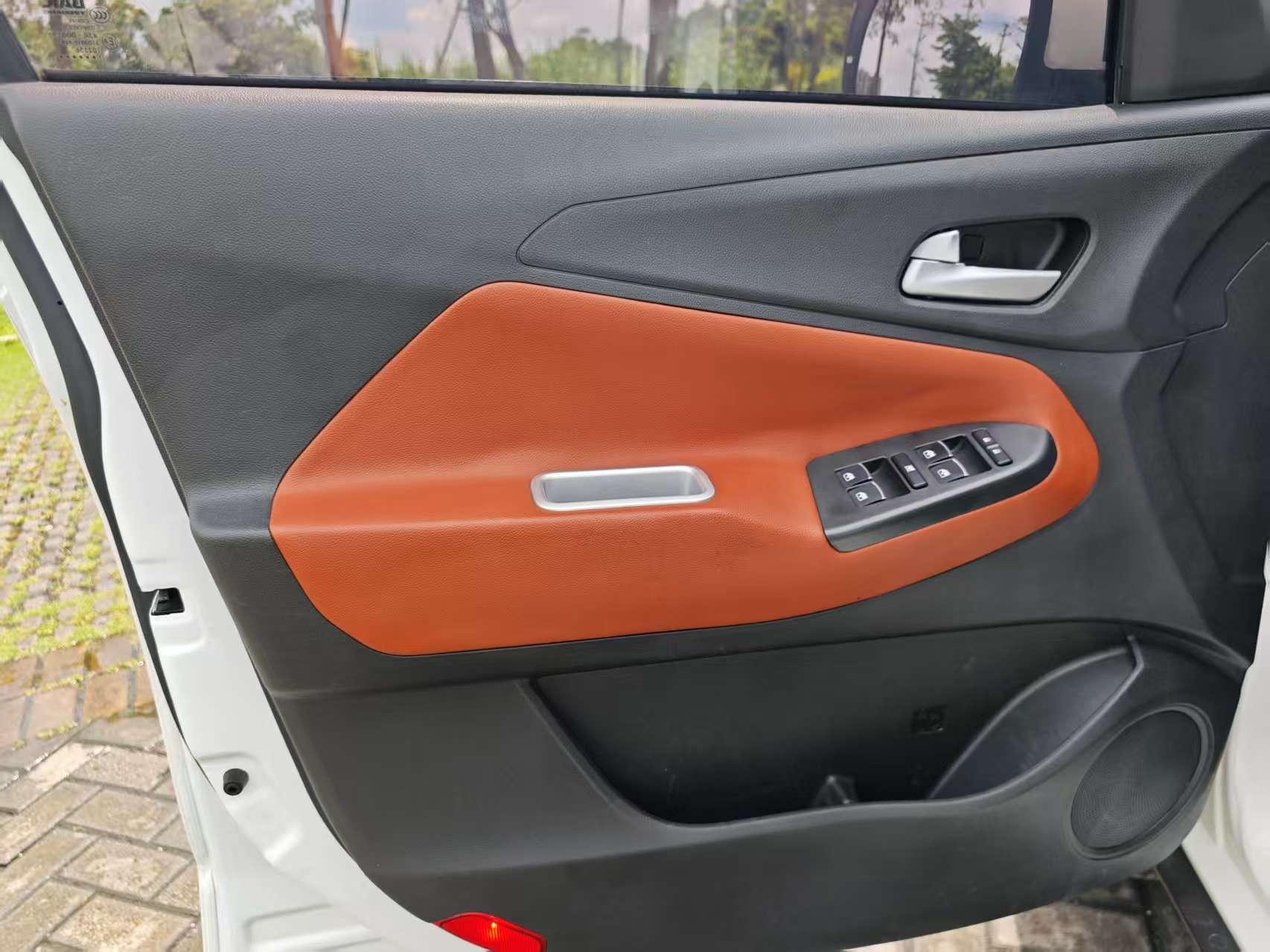 BAIC Huansu S3 2018 thumb 8