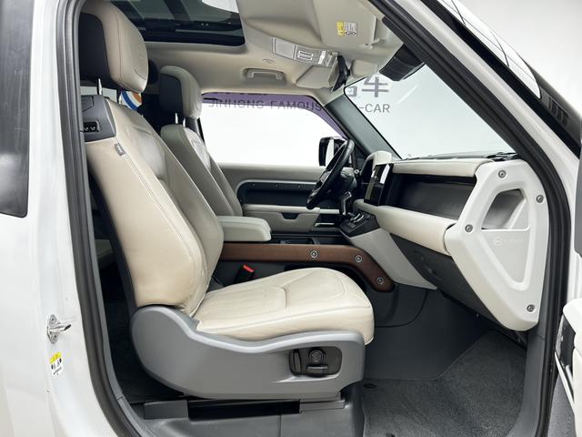 Land Rover Defender 2022 thumb 12