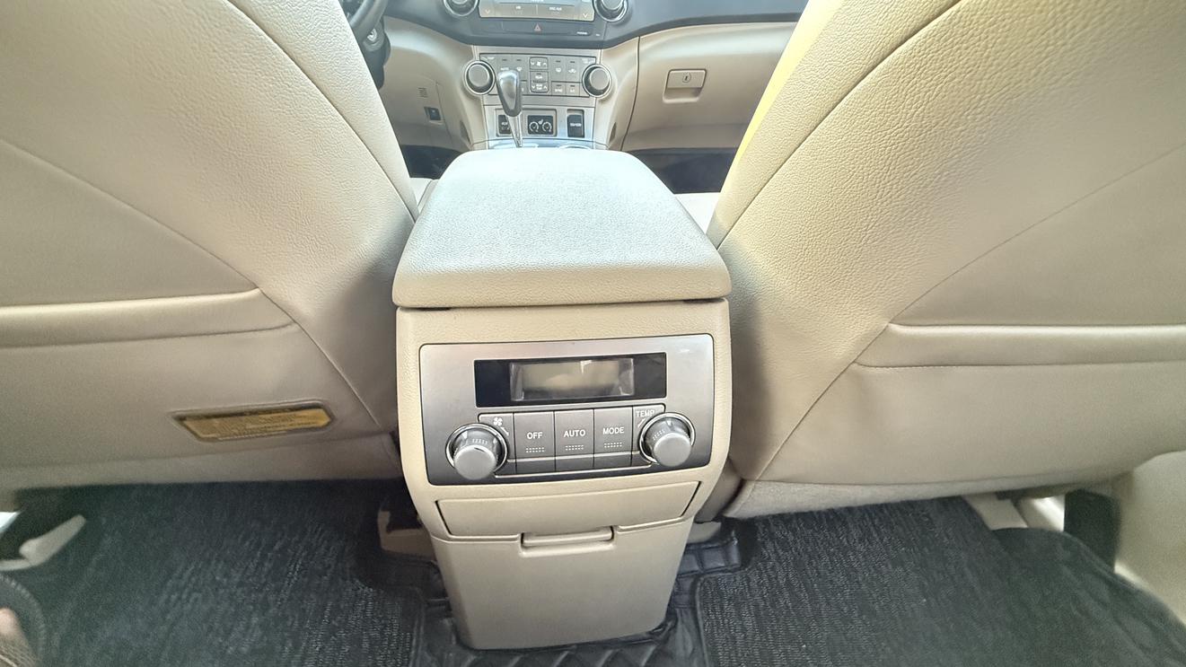 Toyota Highlander 2011 thumb 6