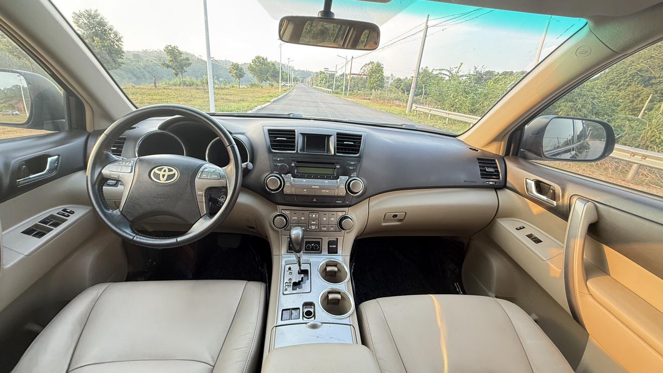 Toyota Highlander 2011 thumb 8