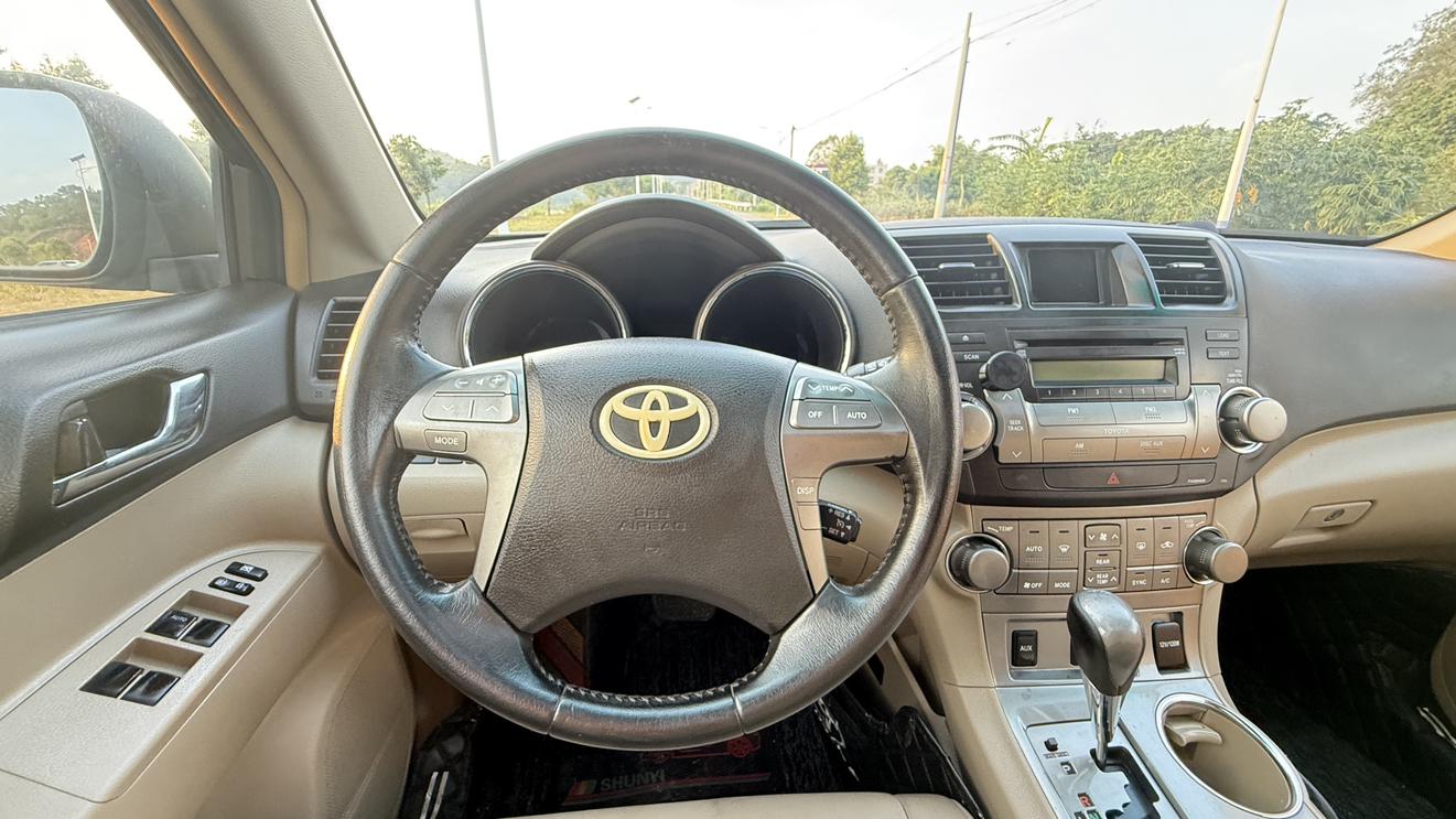Toyota Highlander 2011 thumb 9